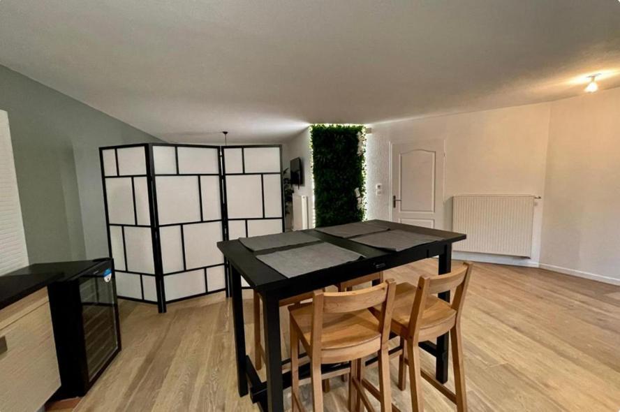 Le Triplex, Charmant Appartement, 2 Chambres 勒科托 外观 照片