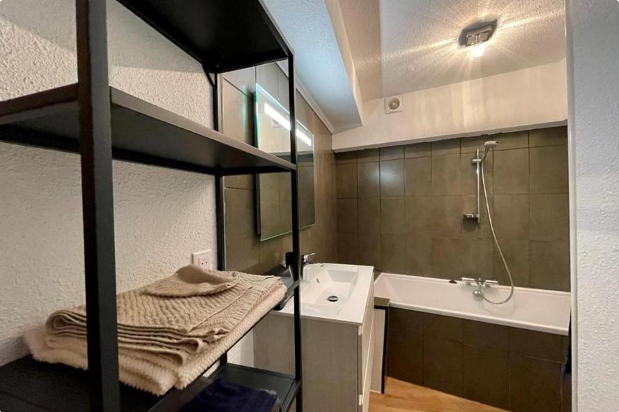 Le Triplex, Charmant Appartement, 2 Chambres 勒科托 外观 照片